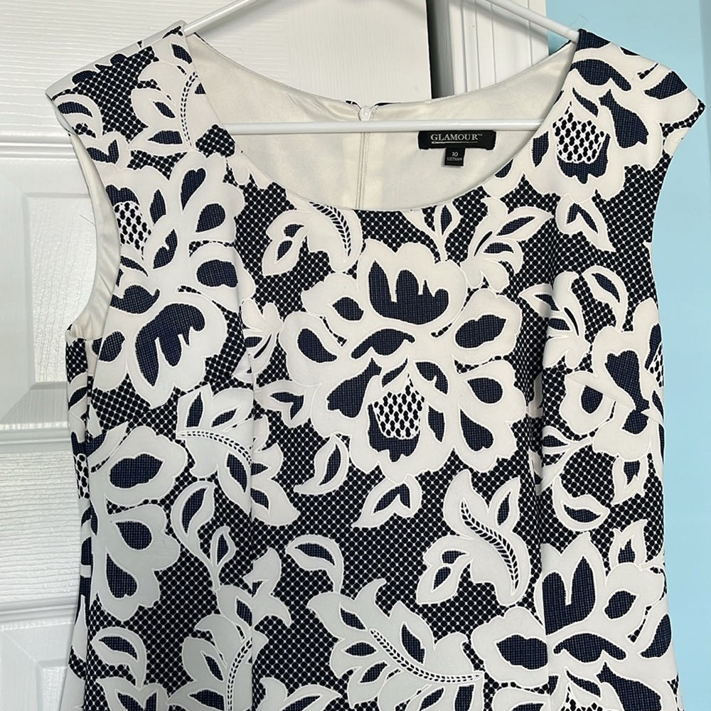 final clearance price ….Sleeveless dress size 10 - Picture 2 of 6